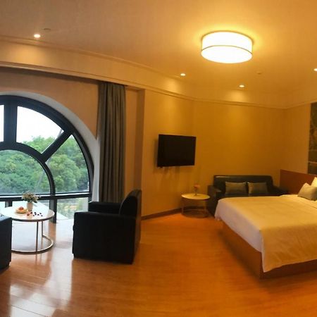 Linjiang International Cruise Hotel Baoyang Road Shanghái Exterior foto